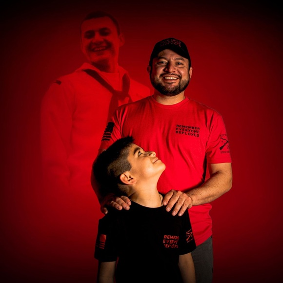 🇺🇸 👕 Grunt Style “R.E.D.” red L mens T-shirt 🇺🇸 - Picture 2 of 8